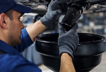 Which Seasonal Maintenance Tasks Are Essential For Troy Michigan Drivers?